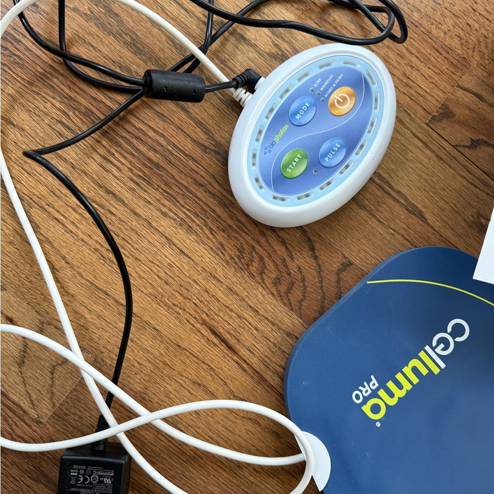 Celluma Pro LED Light Therapy Device - Picture 2 of 9